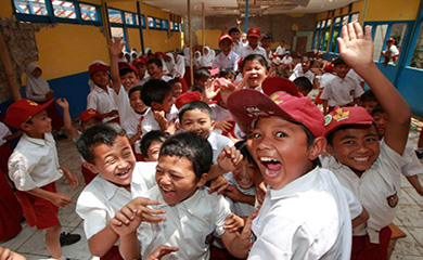 Memilih Sekolah yang Menjadikan Anak Subjek