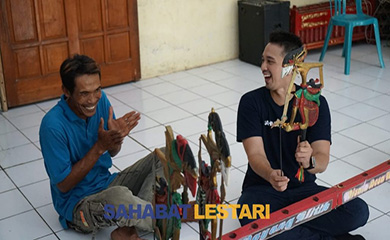 Lestari Moerdijat Dukung Pelestarian Wayang Klithik Kudus