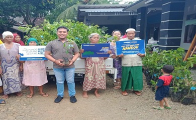 Lestarikan lingkungan, Sahabat Lestari Moerdijat Bagikan Seribu Bibit