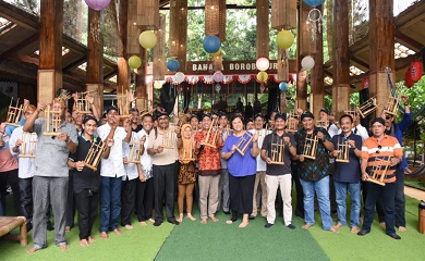 Lestari Ajak 33 Kades Studi Banding ke Balkondes Borobudur