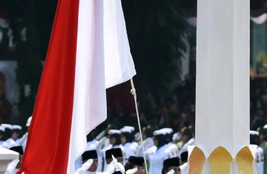 Tingkatkan Ketaatan terhadap Konstitusi dalam Proses Pembangunan Bangsa